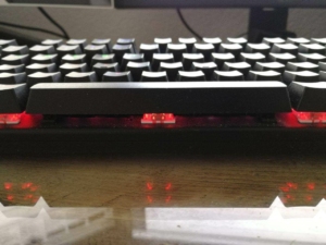 AUKEY KM-G6 mechanische Tastatur Frontansicht